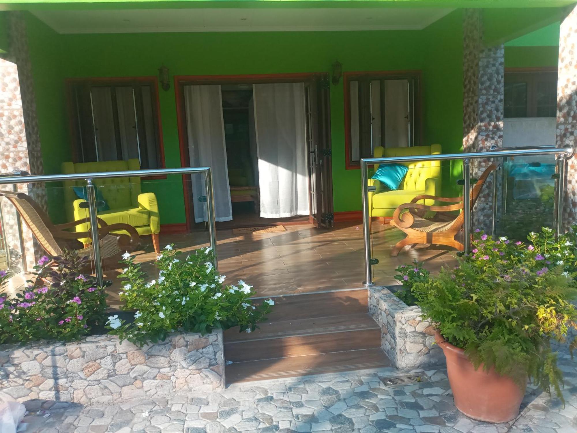 Benjamine'S Guesthouse Диг Екстериор снимка